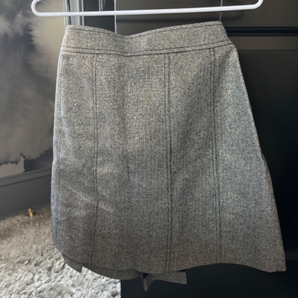 Mossimo Dutti Mini Skirt - Picture 3 of 3